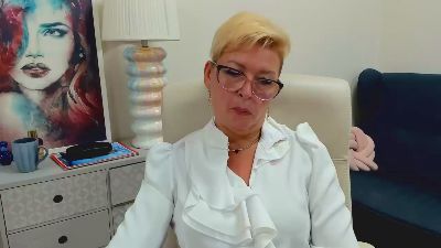 Luna_xFantasy live cam on Cam4