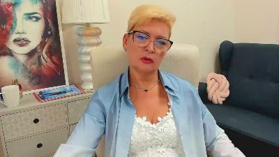 Luna_xFantasy live cam on Cam4