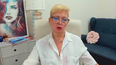 Luna_xFantasy live cam on Cam4