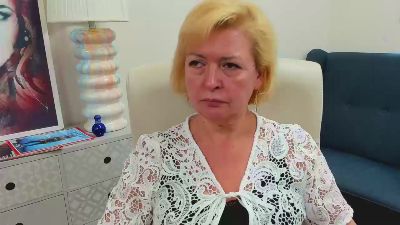 Luna_xFantasy live cam on Cam4