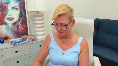 Luna_xFantasy live cam on Cam4