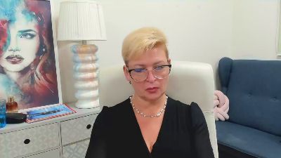Luna_xFantasy live cam on Cam4