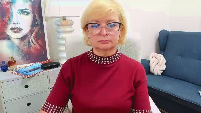 Luna_xFantasy live cam on Cam4