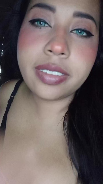 Lunaa251 live cam on Cam4