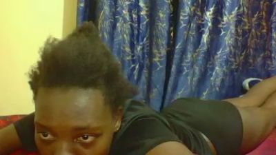 Lunah_kittty live cam on Cam4