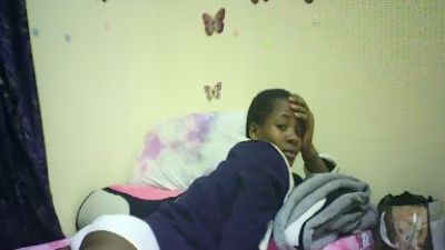 Lunah_kittty live cam on Cam4