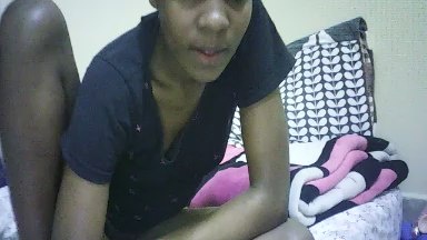 Lunah_kittty live cam on Cam4
