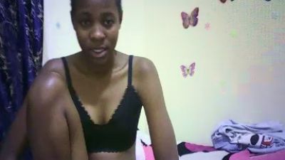 Lunah_kittty live cam on Cam4