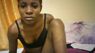 Lunah_kittty live cam on Cam4