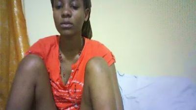 Lunah_kittty live cam on Cam4
