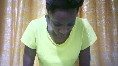 Lunah_kittty live cam on Cam4