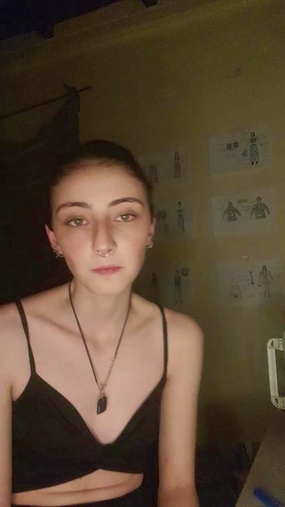 Lunaoscura2024 live cam on Cam4