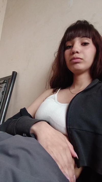 Lunaoscura2024 live cam on Cam4