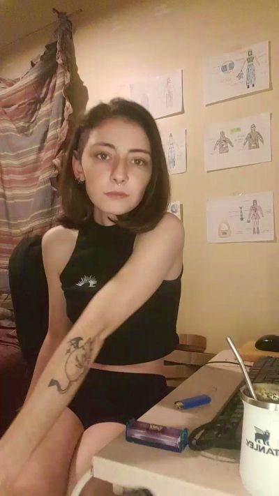 Lunaoscura2024 live cam on Cam4