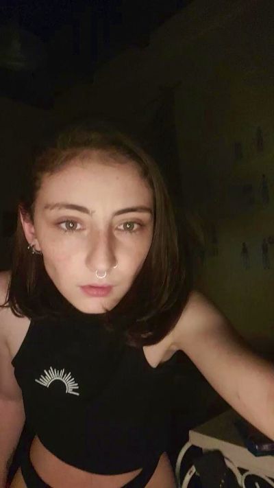 Lunaoscura2024 live cam on Cam4