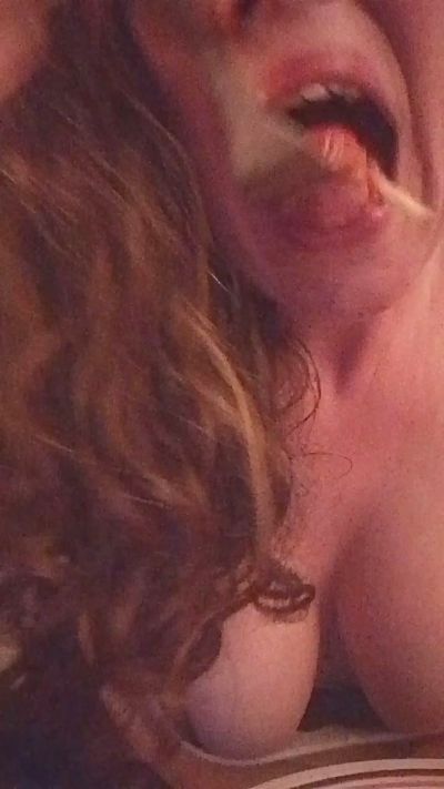 Lunasub live cam on Cam4