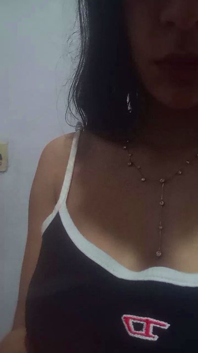 Lunati19 live cam on Cam4