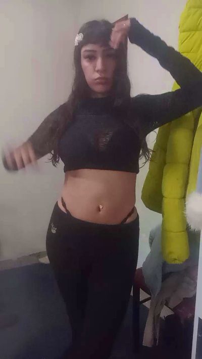 Lunati19 live cam on Cam4