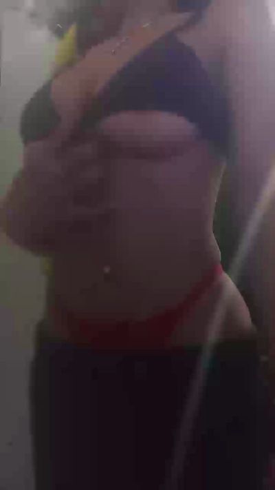 Lunati19 live cam on Cam4