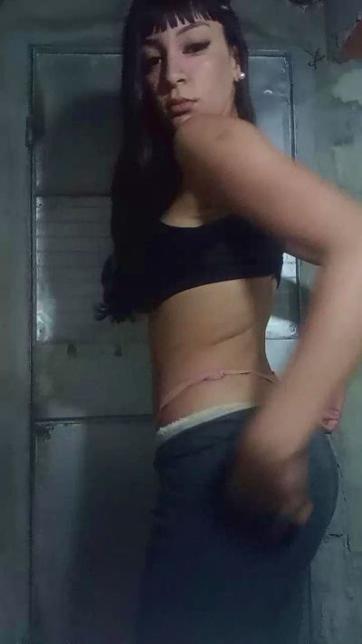 Lunati19 live cam on Cam4