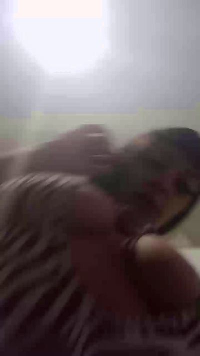 Lunati19 live cam on Cam4