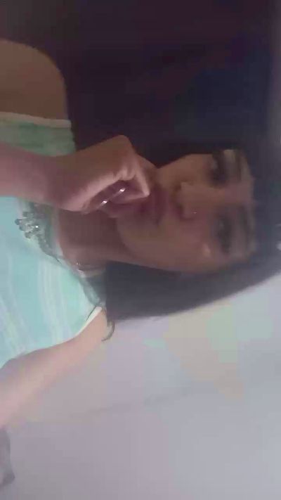 Lunati19 live cam on Cam4