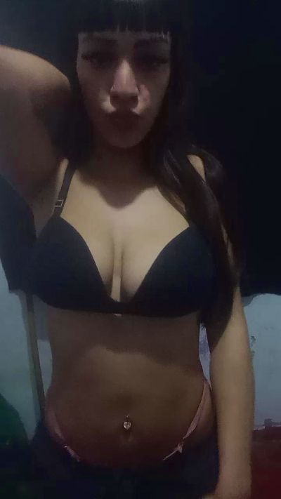 Lunati19 live cam on Cam4
