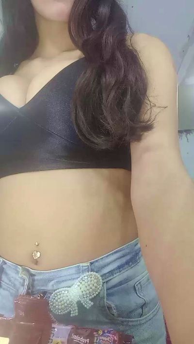 Lunati19 live cam on Cam4