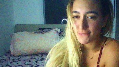 Lunavelvvett live cam on Cam4