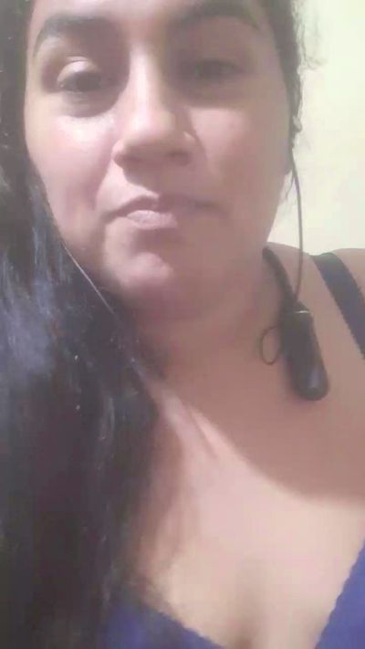 Watch  Lunita_35Peru live on Cam4