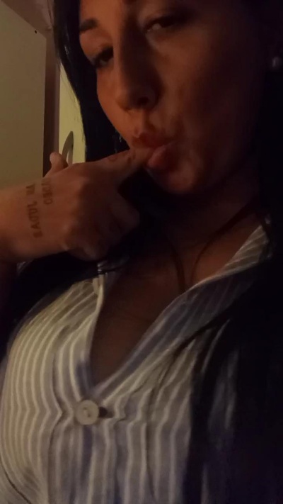 Lupita74 live cam on Cam4