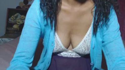Lupitah09 live cam on Cam4