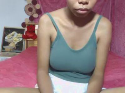 Lupitah09 live cam on Cam4