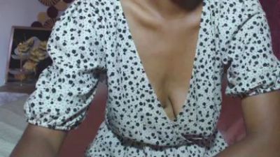 Lupitah09 live cam on Cam4