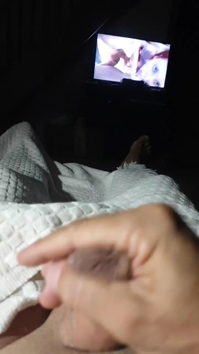 Lupo13579 live cam on Cam4
