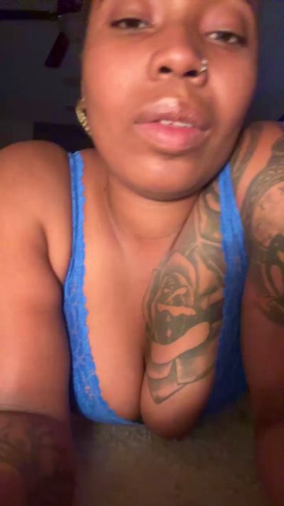 LusciousJustice live webcam model from United States