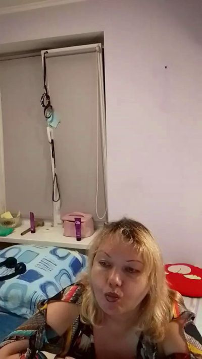 Lusi777 live cam on Cam4