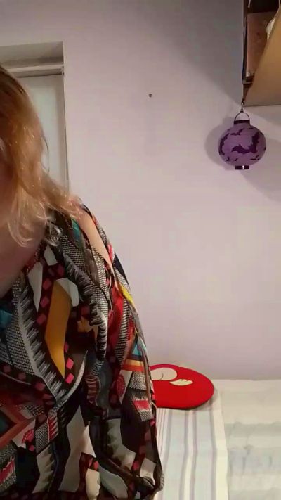 Lusi777 live cam on Cam4