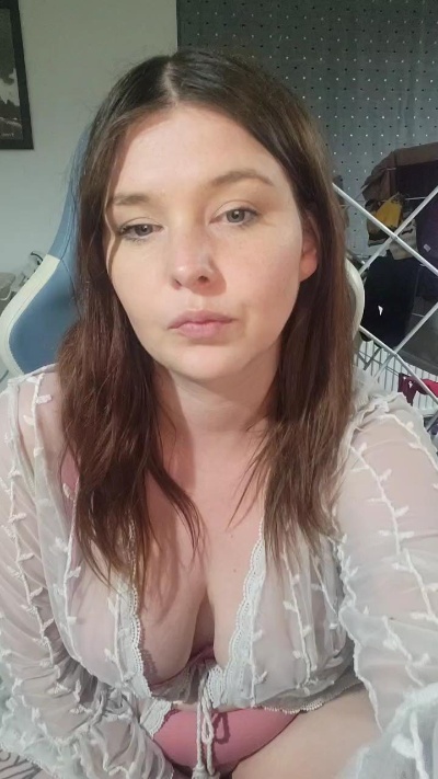 Lustbunnyxx live cam on Cam4