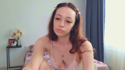 LuxTienie live cam on Cam4