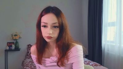LuxTienie live cam on Cam4