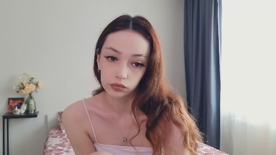 LuxTienie live cam on Cam4