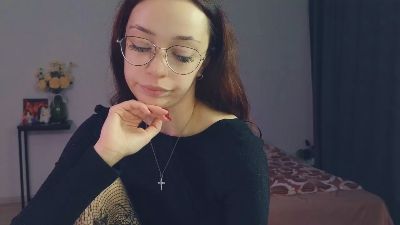 LuxTienie live cam on Cam4