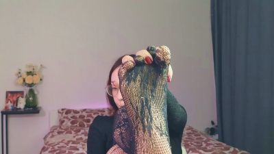 LuxTienie live cam on Cam4
