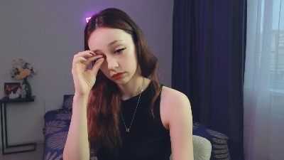 LuxTienie live cam on Cam4