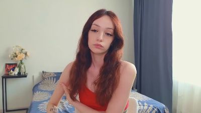 LuxTienie live cam on Cam4