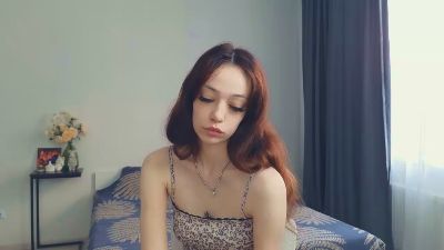LuxTienie live cam on Cam4