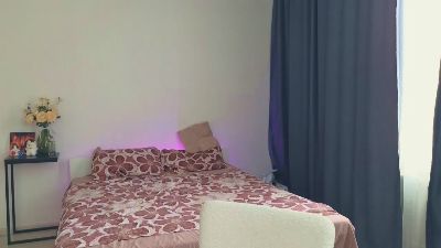 LuxTienie live cam on Cam4