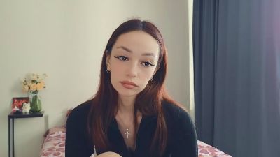 LuxTienie live cam on Cam4