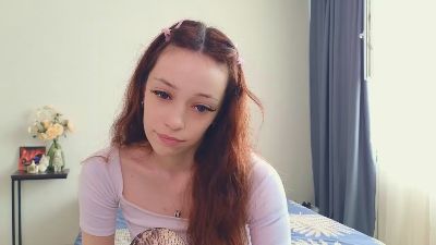LuxTienie live cam on Cam4